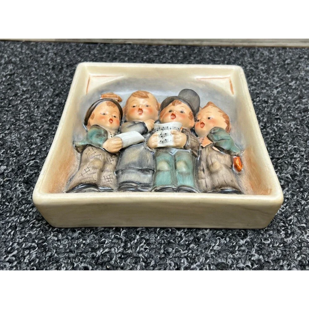 Hummel #134 Quartet 6.5” Wall Plague for Harmony In Four Parts W. Germany Signed